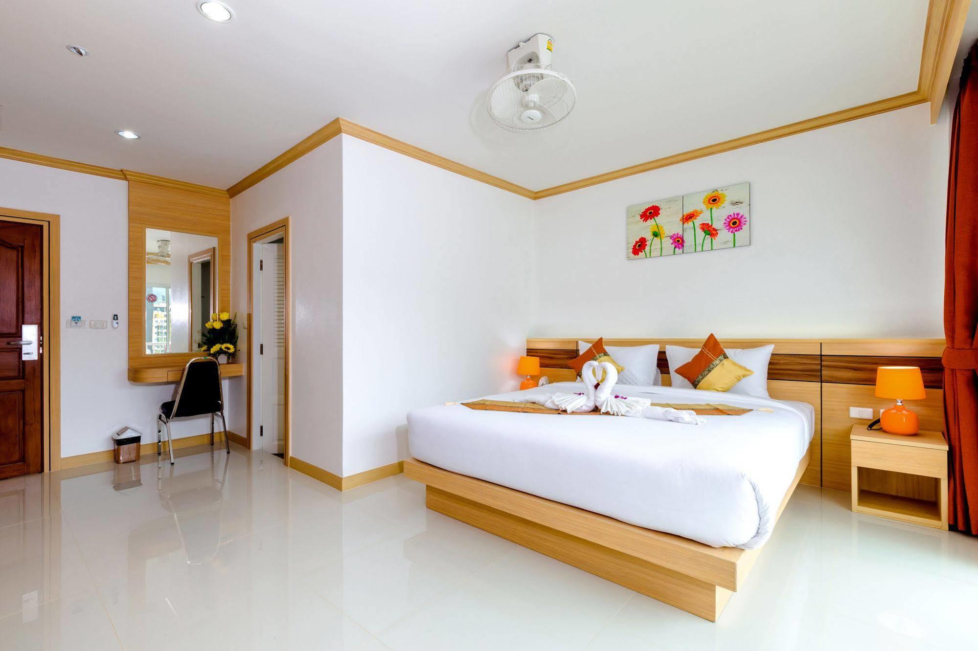 Phusita - Sha Certified Hotell *